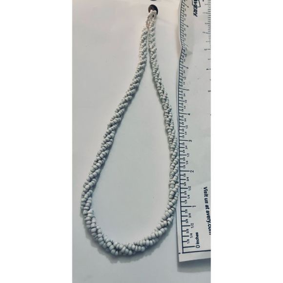 WHITE TWIST ROPE CHOKER NECKLACE - Picture 6 of 6